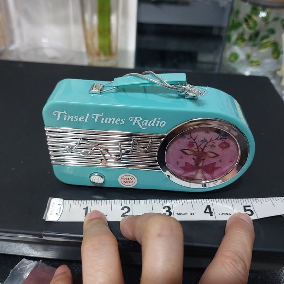 Tinsel times Radio NOT WORKING Ornament ONLY - Picture 5 of 9